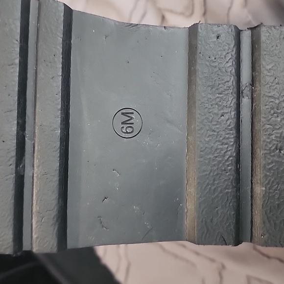 Platform booties - Picture 4 of 4